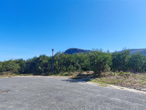 878 m² Land available in Franskraal