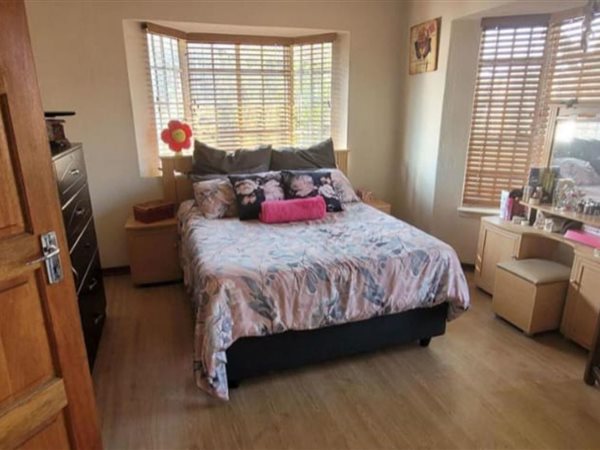 1 Bed House in Dalpark