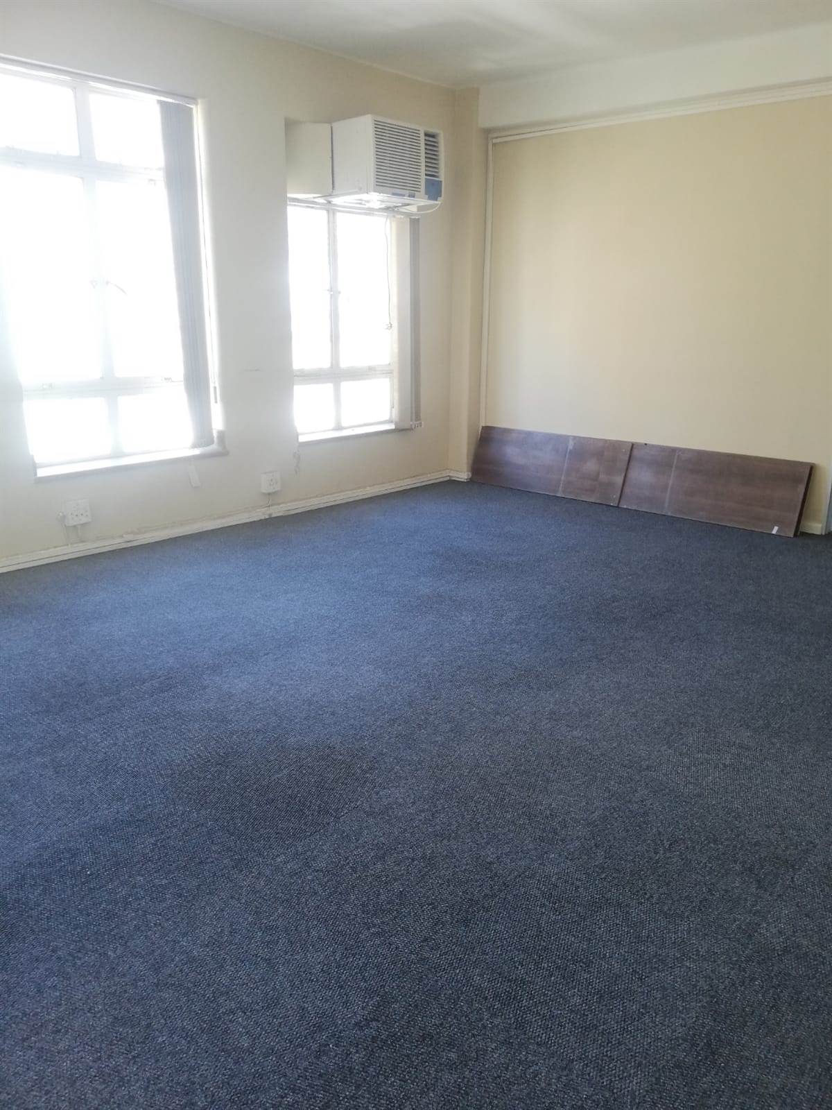 38  m² Office Space in Cape Town City Centre photo number 3