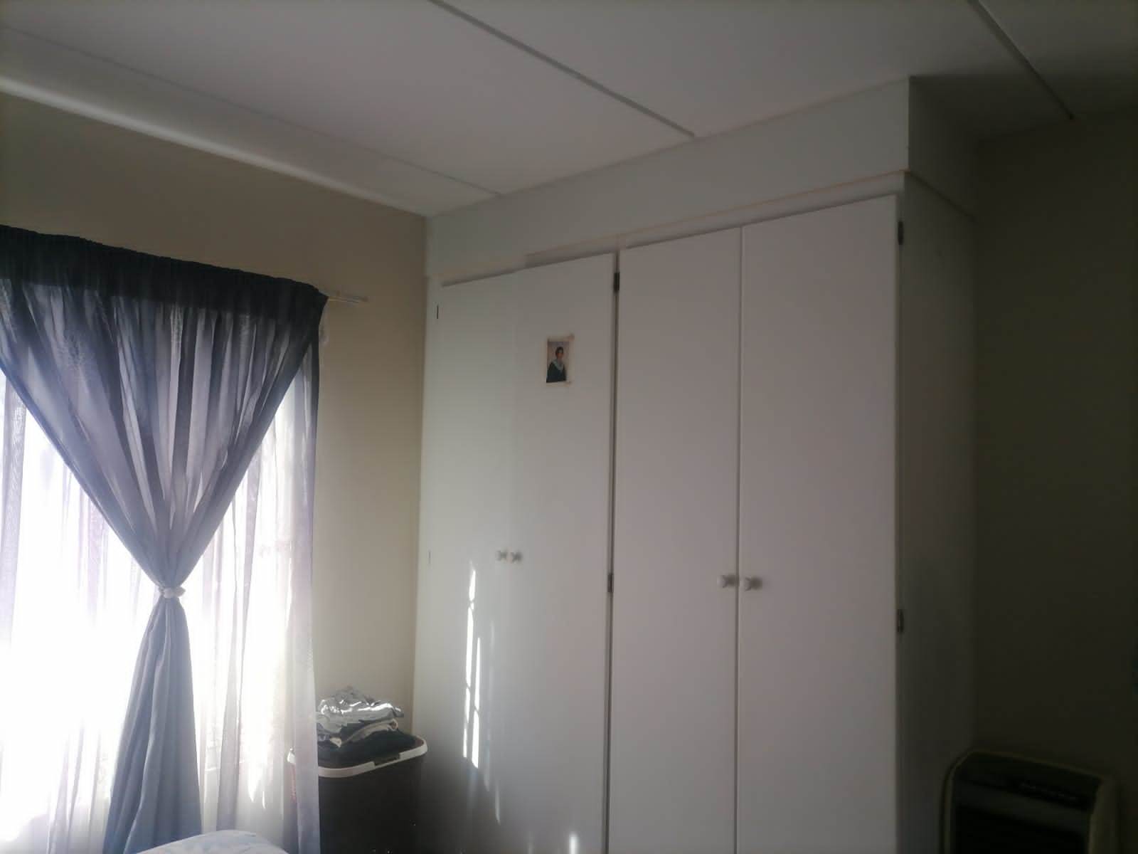 2 Bed Apartment in Clarina photo number 15