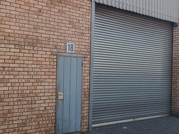 262  m² Industrial space