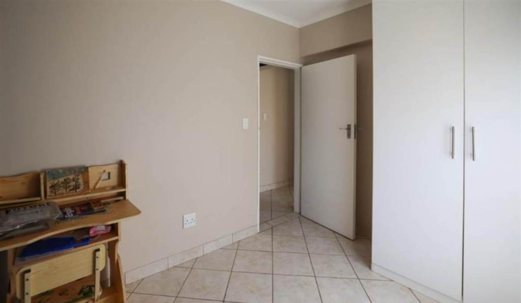 4 Bed Townhouse in Oukraal Estate photo number 12