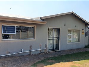 10 Bed House in Tedstoneville