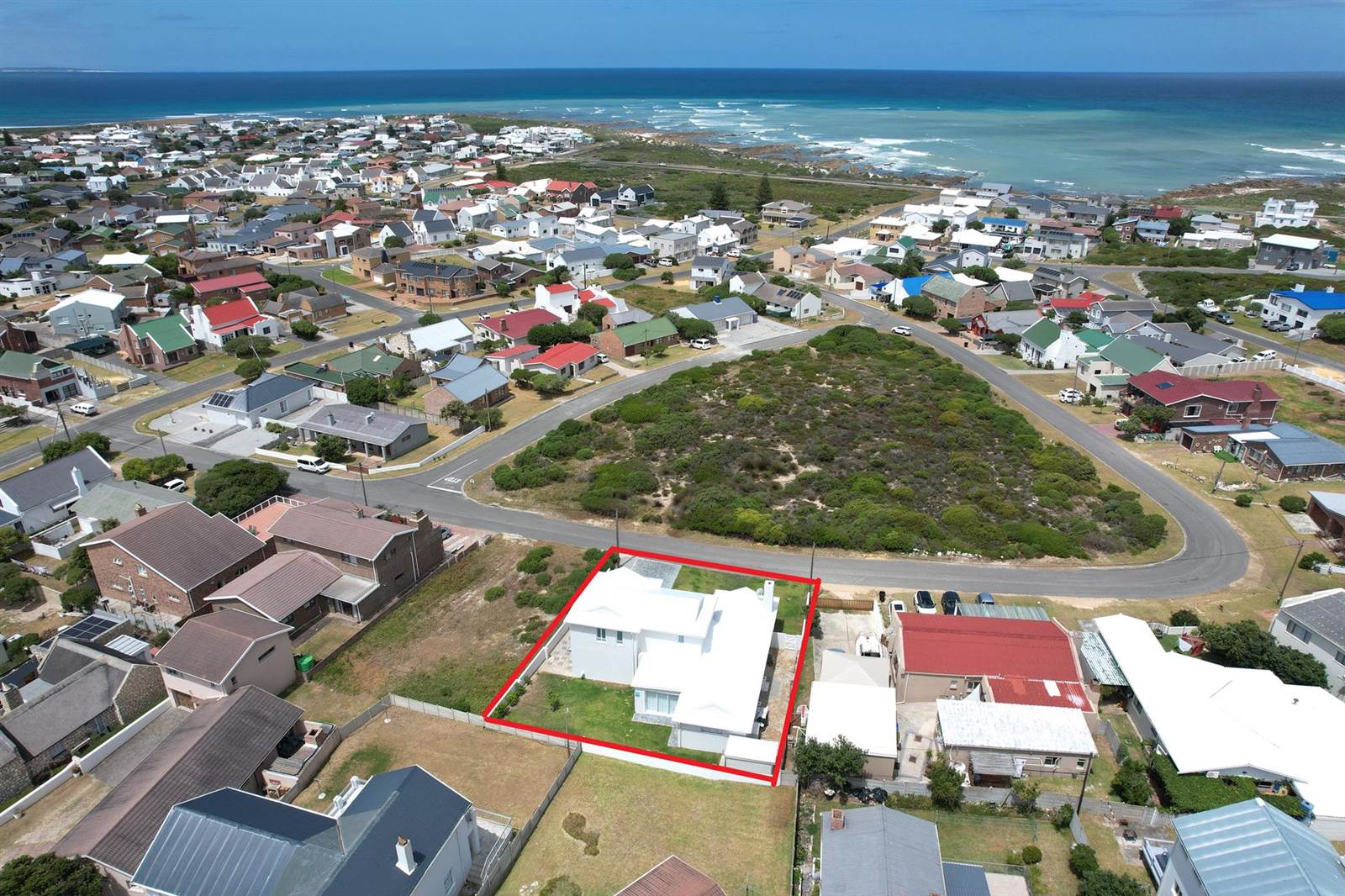 3 Bed House in Struisbaai photo number 4