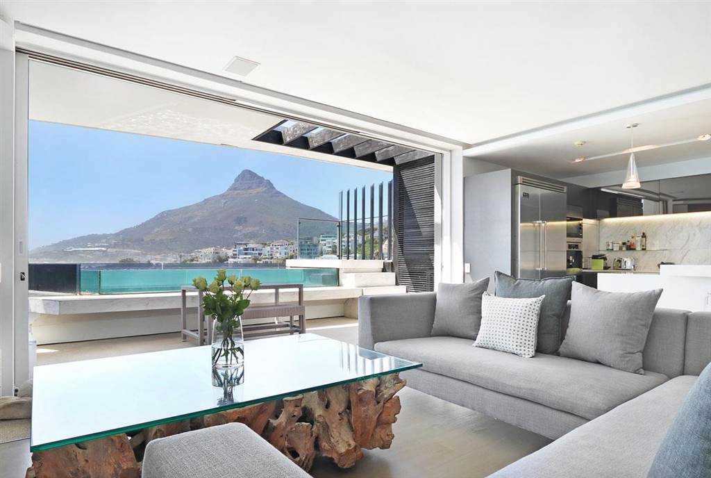 3 Bed Apartment in Camps Bay photo number 9