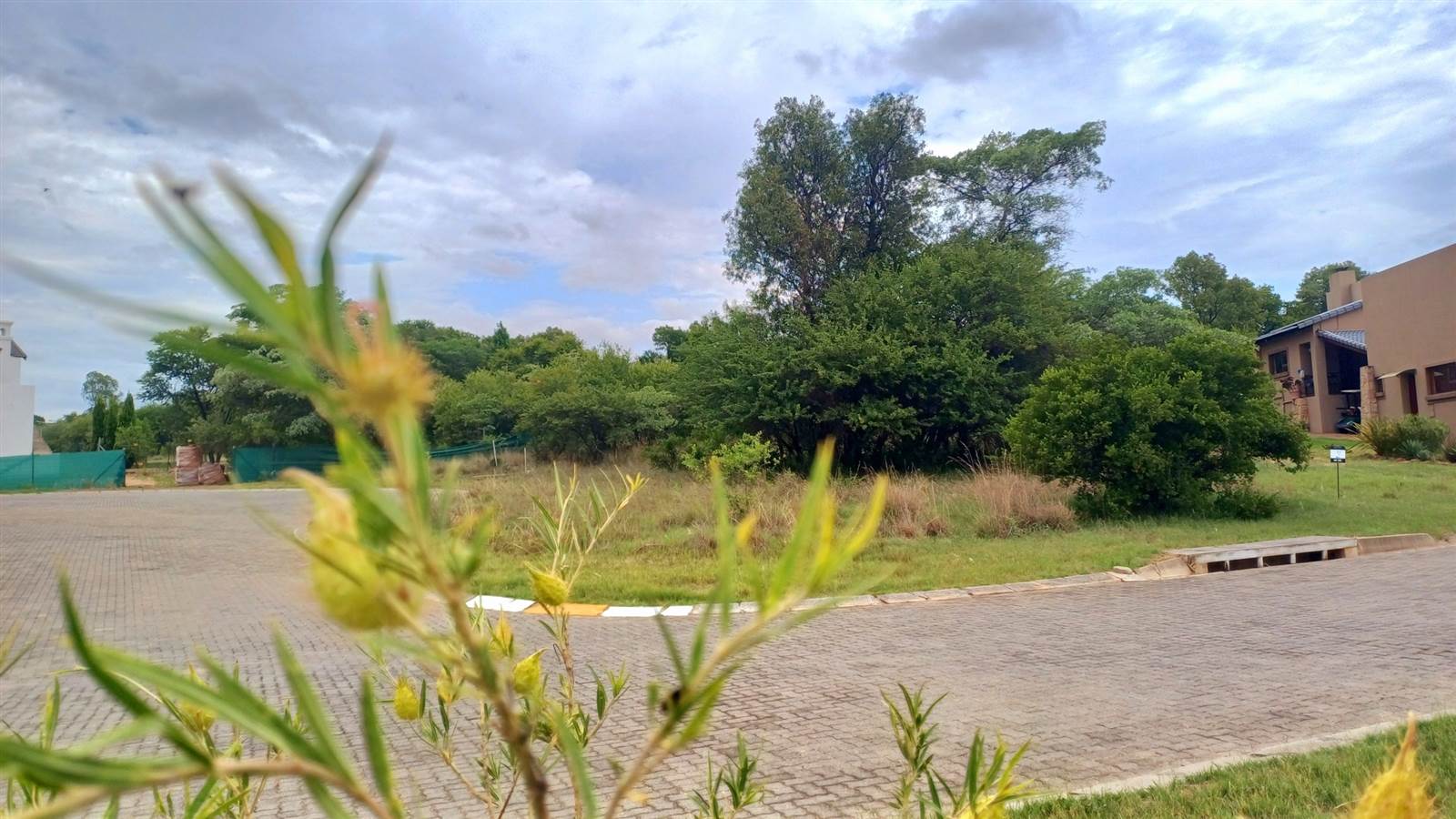1004 m² Land available in Koro Creek Golf Estate photo number 8