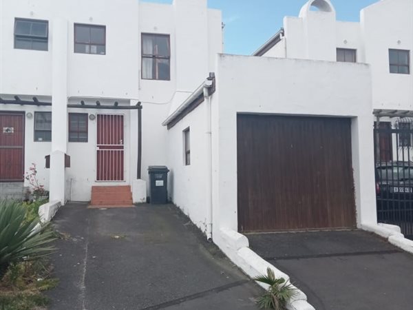 2 Bedroom House 2 Bedroom House