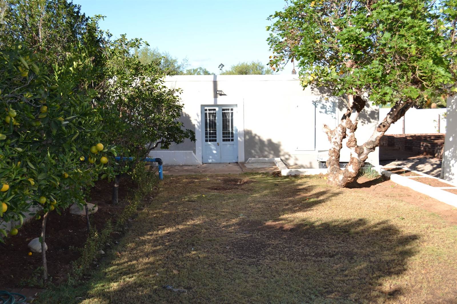 1 Bed House in Calitzdorp photo number 10
