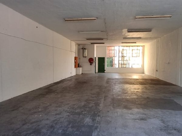 170  m² Commercial space