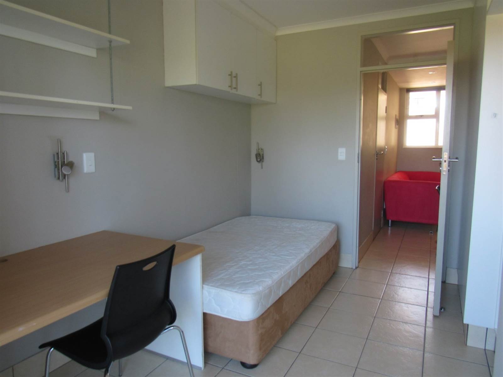 2 Bed Apartment in Universitas photo number 4