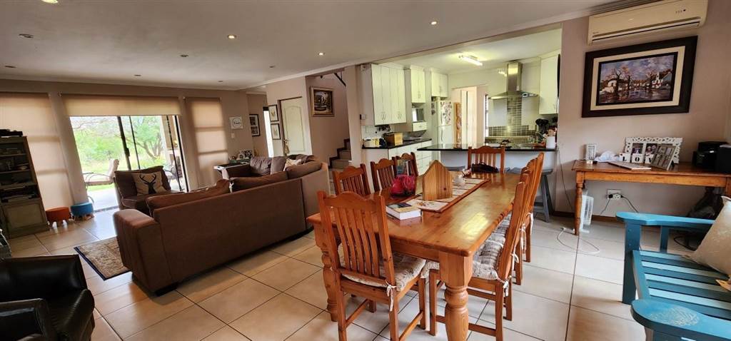 4 Bed House in Seasons Lifestyle Estate photo number 13