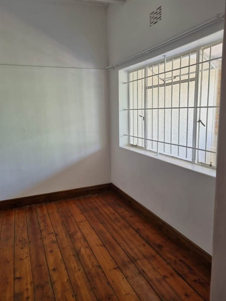 3 Bed House in Paarl Central East photo number 5