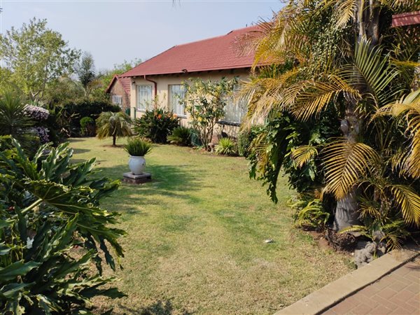 3 Bedroom House 3 Bedroom House