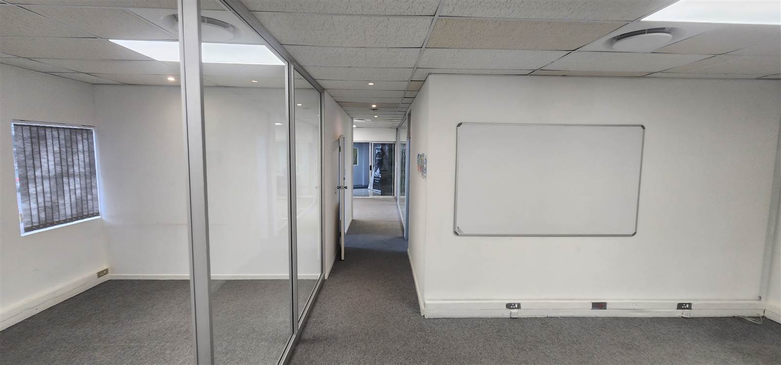 150  m² Commercial space in Horizon View photo number 20