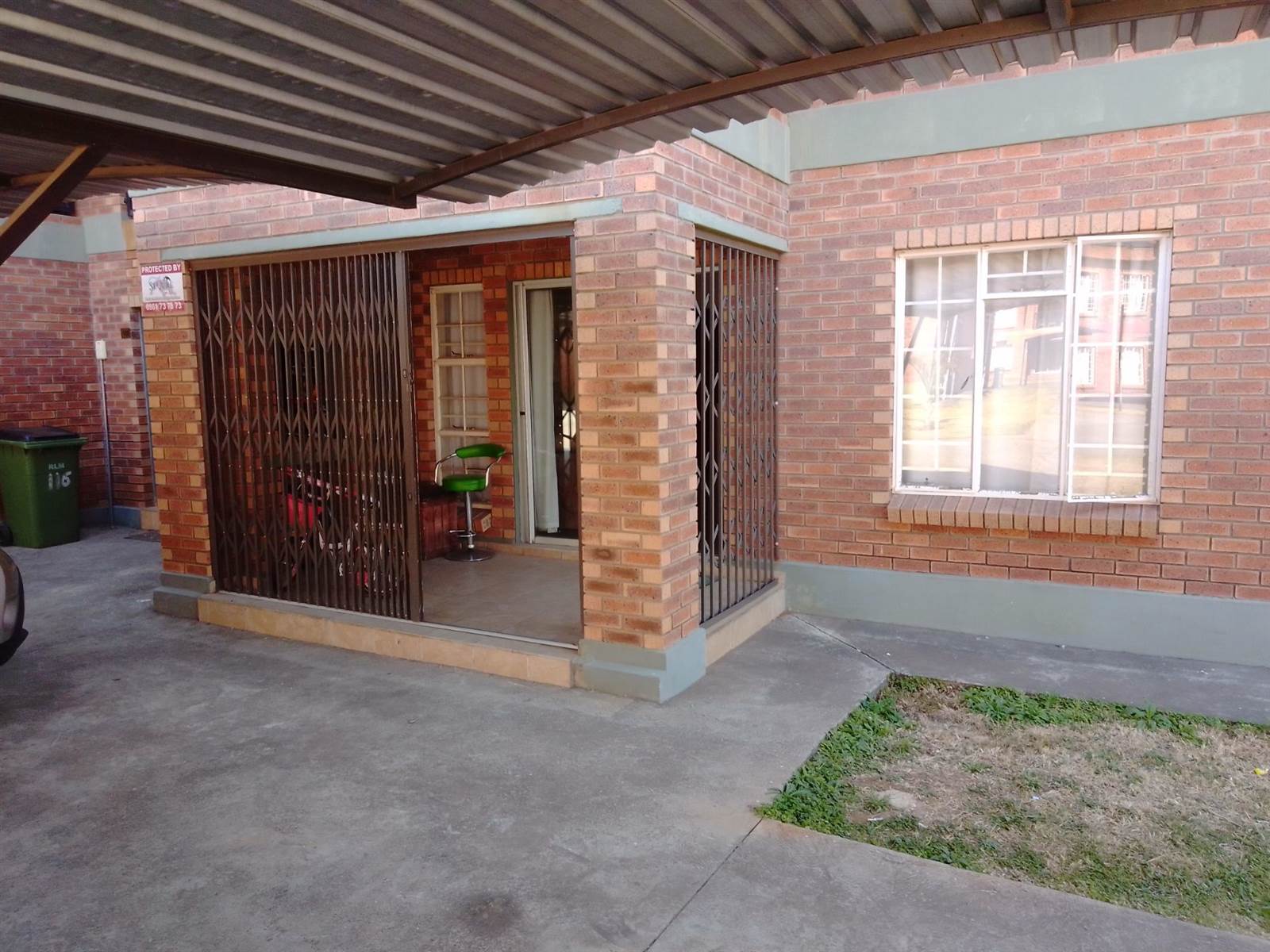 3 Bed Townhouse in Waterval East photo number 16