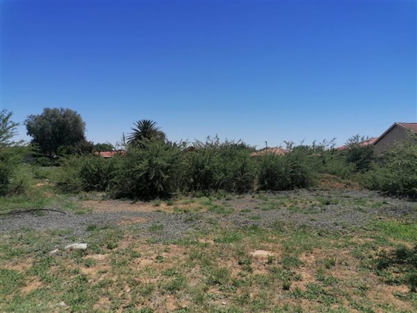 1 265 m² Land