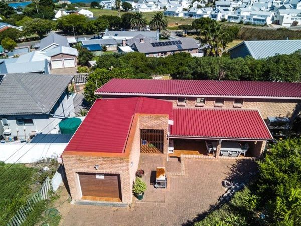 2 Bedroom House 2 Bedroom House
