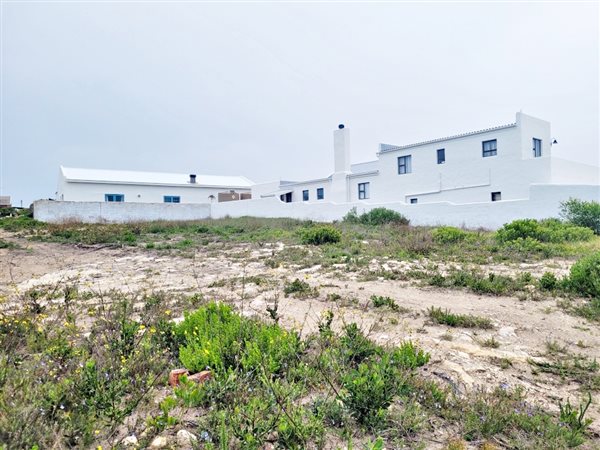 942 m² Land available in Struisbaai