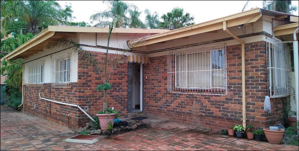 3 Bed House in Polokwane Central photo number 6