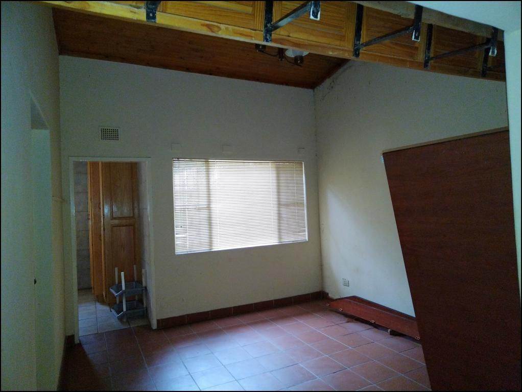 3 Bed House in Polokwane Central photo number 12
