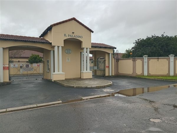 3 Bedroom House 3 Bedroom House