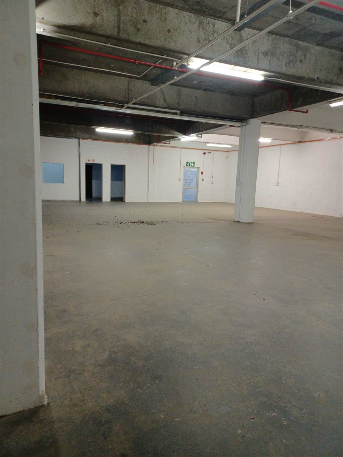 87000  m² Industrial space in Bellville Central photo number 11