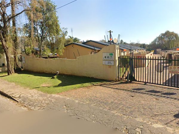 2 Bedroom Townhouse 2 Bedroom Townhouse