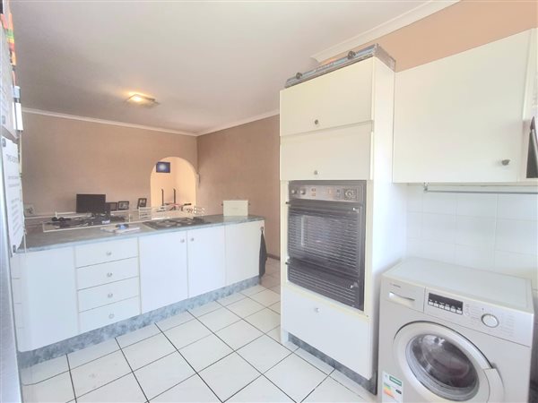 2 Bedroom Townhouse 2 Bedroom Townhouse