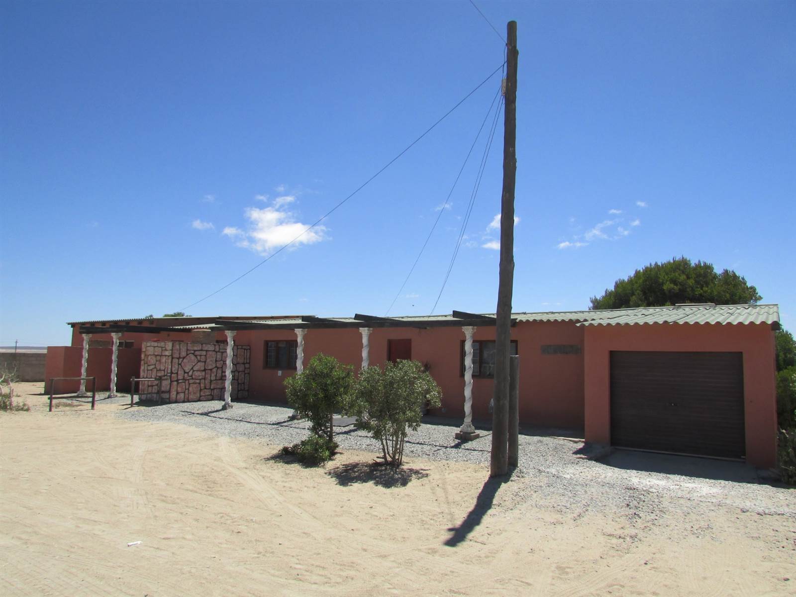 10 Bed Flat in Port Nolloth photo number 4