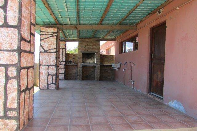 10 Bed Flat in Port Nolloth photo number 25