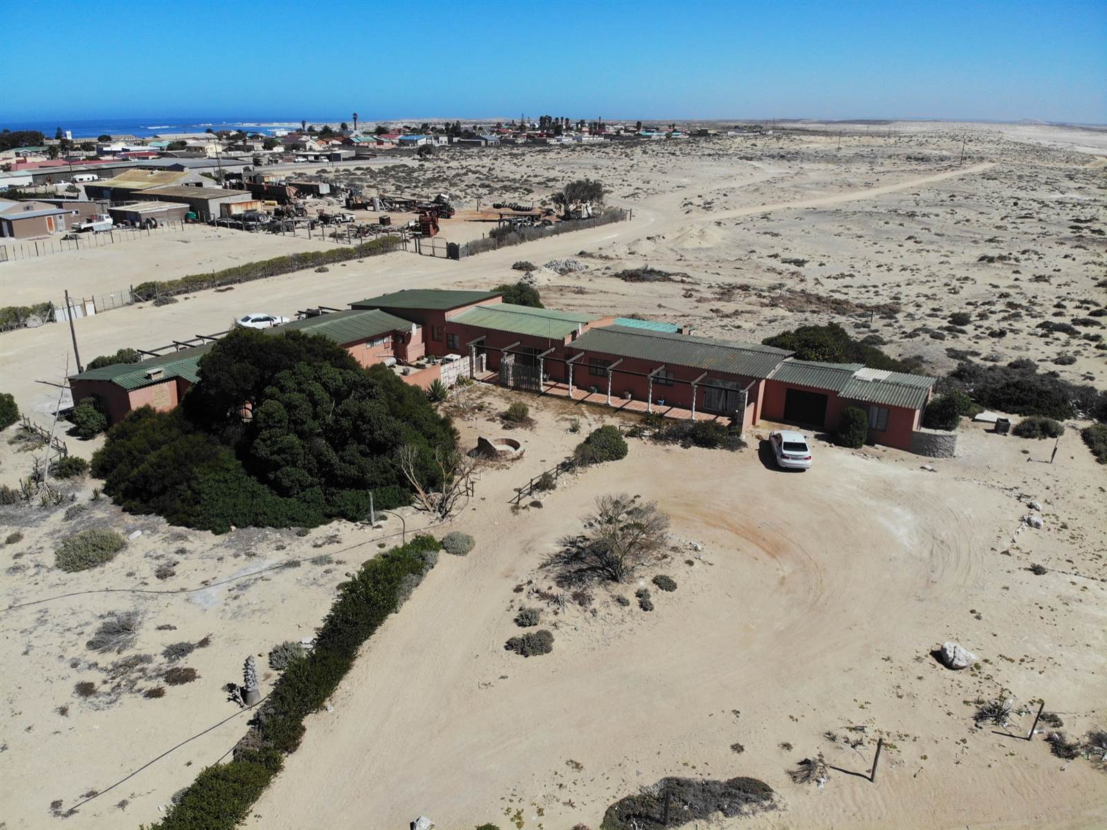 10 Bed Flat in Port Nolloth photo number 3