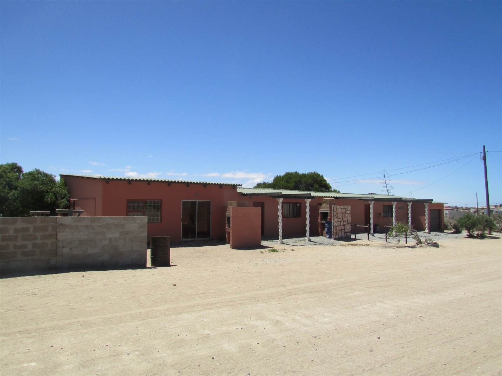 10 Bed Flat in Port Nolloth photo number 6