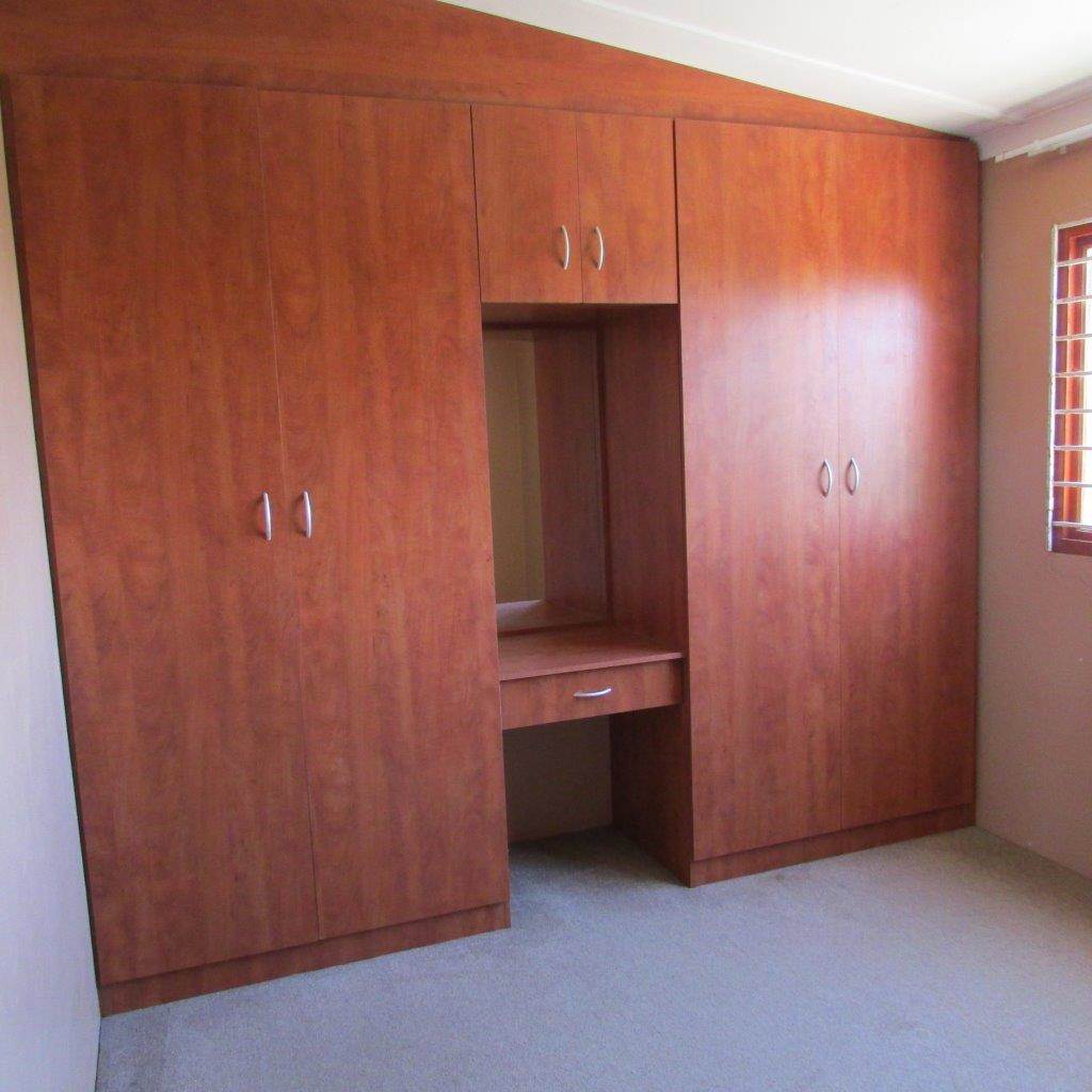 10 Bed Flat in Port Nolloth photo number 24