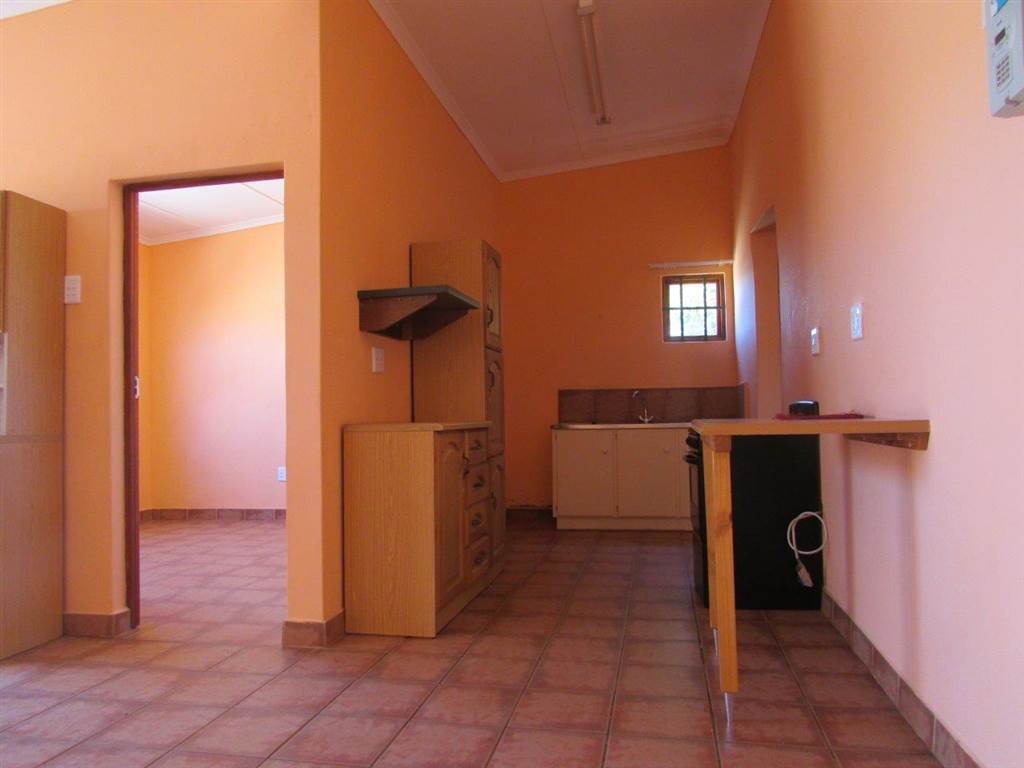 10 Bed Flat in Port Nolloth photo number 28