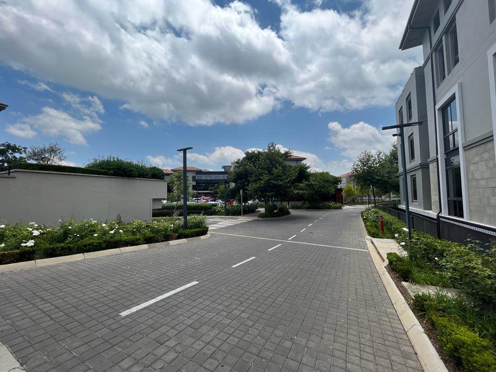 3000  m² Commercial space in Fourways photo number 10