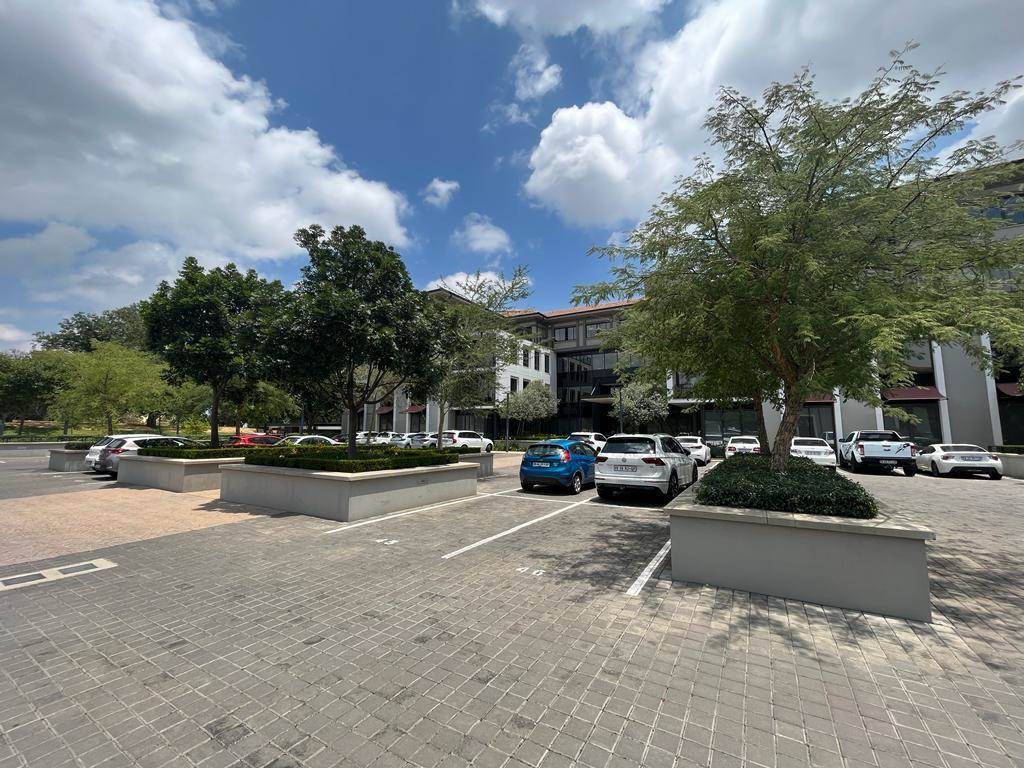 3000  m² Commercial space in Fourways photo number 8