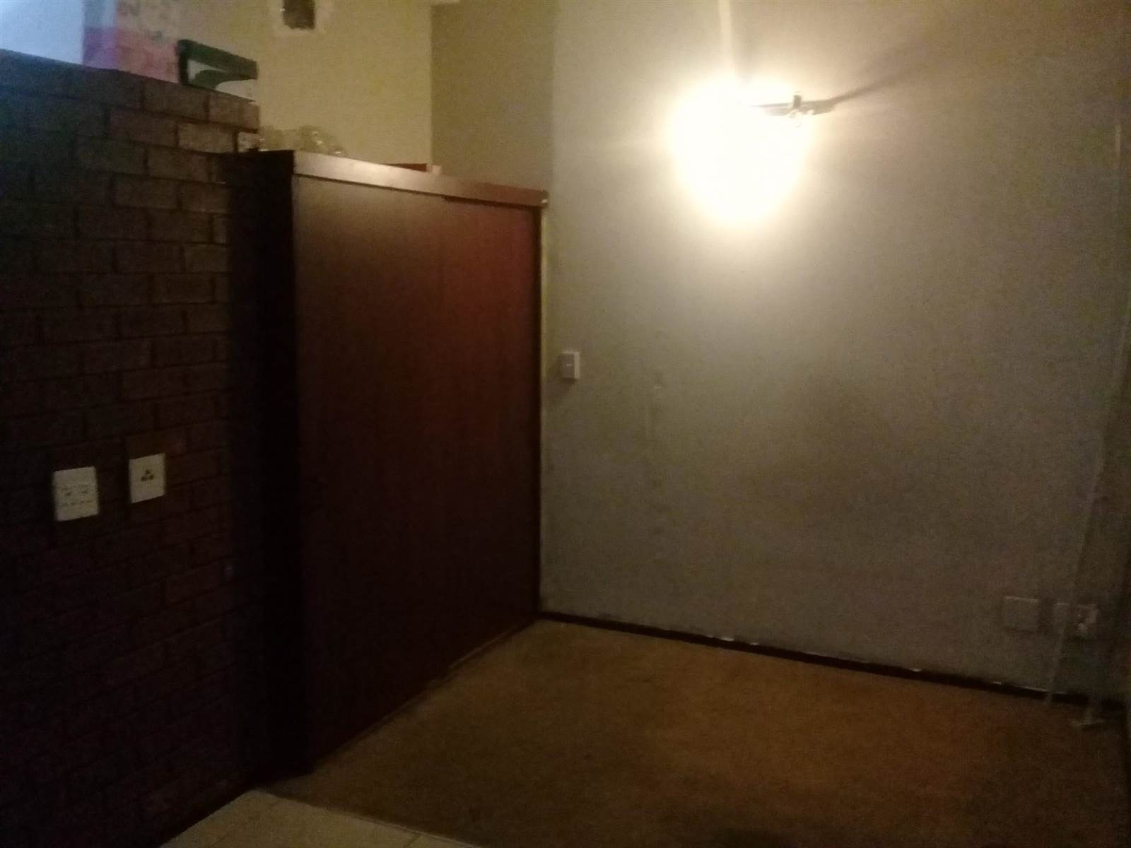 Studio apartment in Braamfontein photo number 6