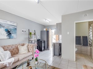 2 Bed Apartment in Vosloorus