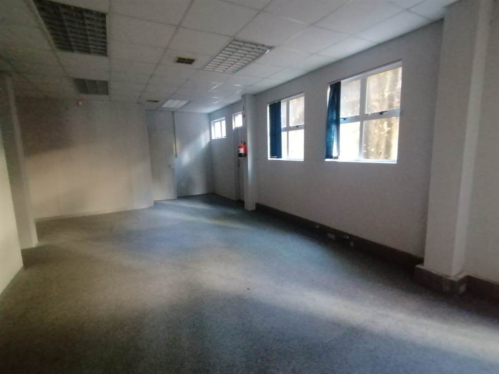 310  m² Commercial space in Mt Edgecombe photo number 8