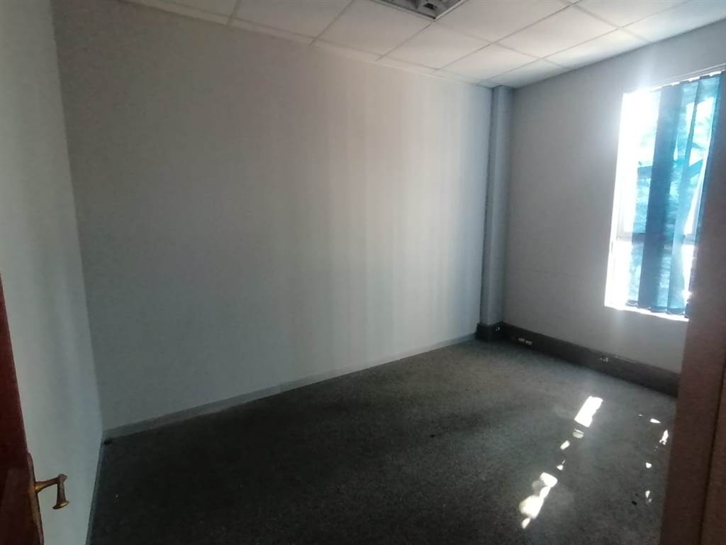 310  m² Commercial space in Mt Edgecombe photo number 4