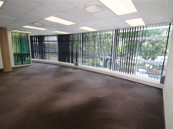 176  m² Commercial space in Mt Edgecombe