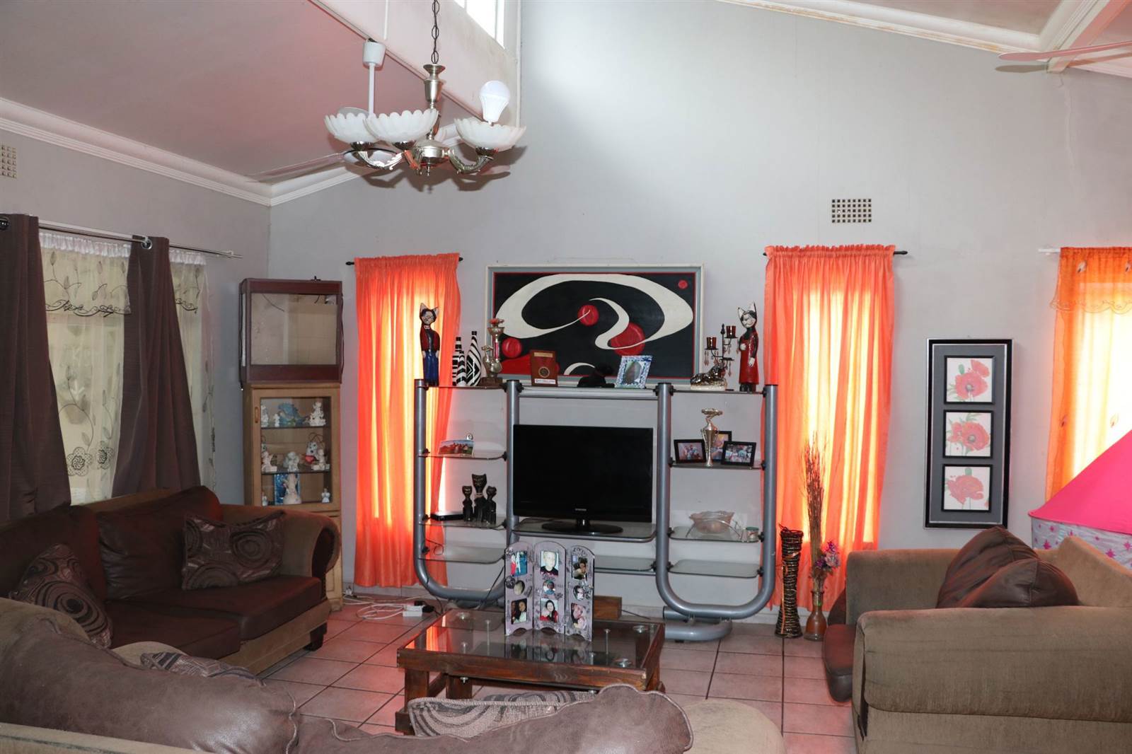3 Bed House in Vereeniging photo number 6