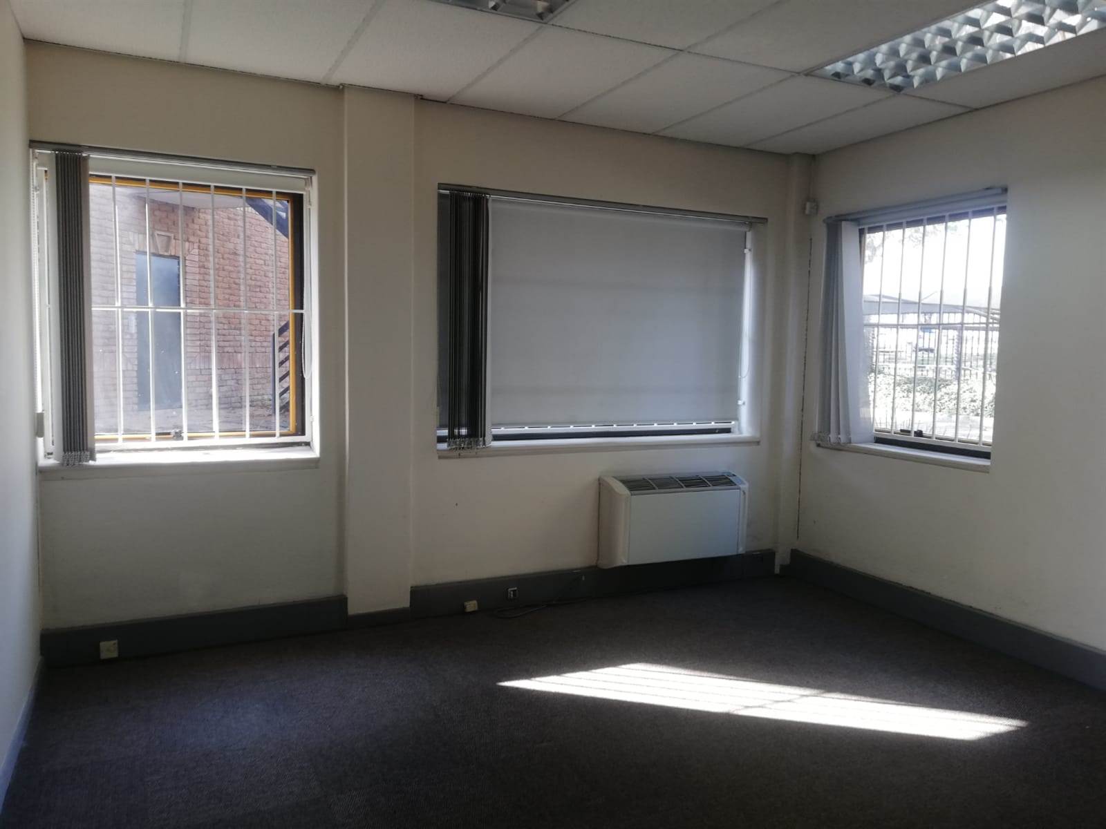 380.55  m² Commercial space in Woodmead photo number 20