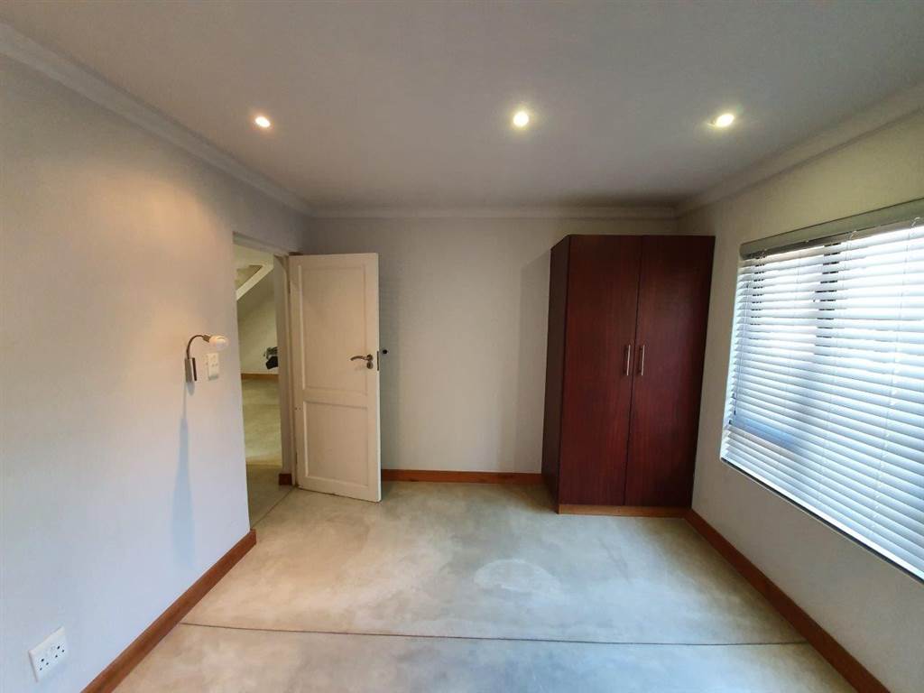 3 Bed Townhouse in Hoedspruit photo number 13