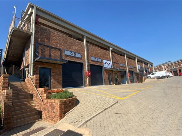 52  m² Commercial space in Highveld