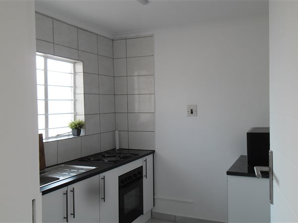 3 Bed Apartment in Windsor West