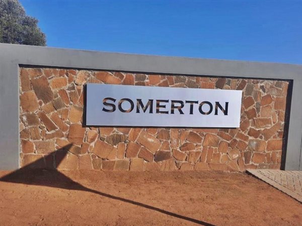 1232 m² Land available in Somerton Estate