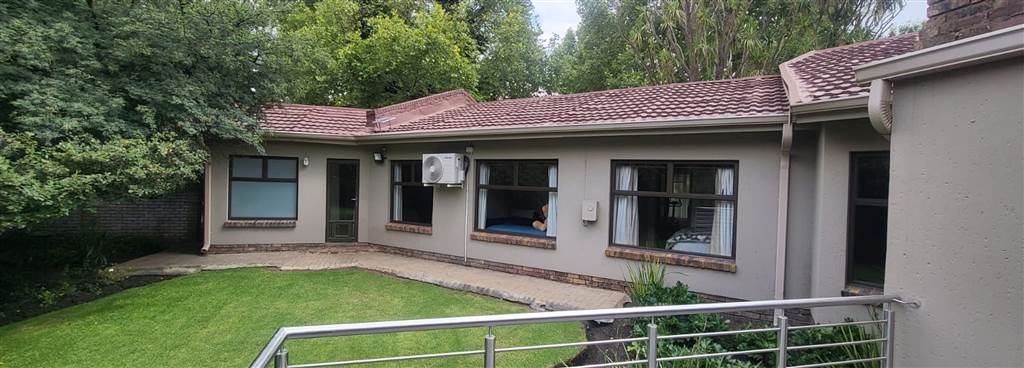4 Bed House in Trichardt photo number 19