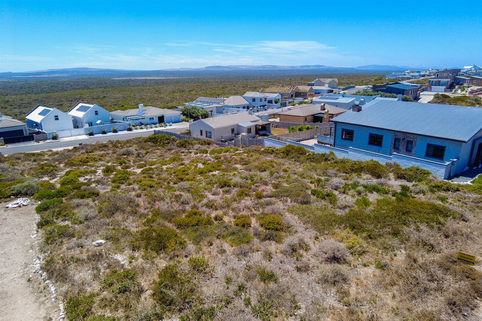 807 m² Land available in Yzerfontein photo number 1