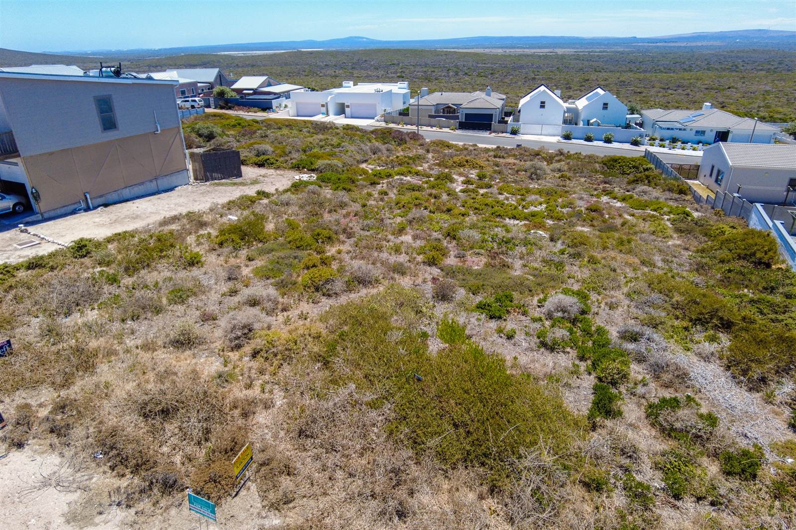 807 m² Land available in Yzerfontein photo number 3